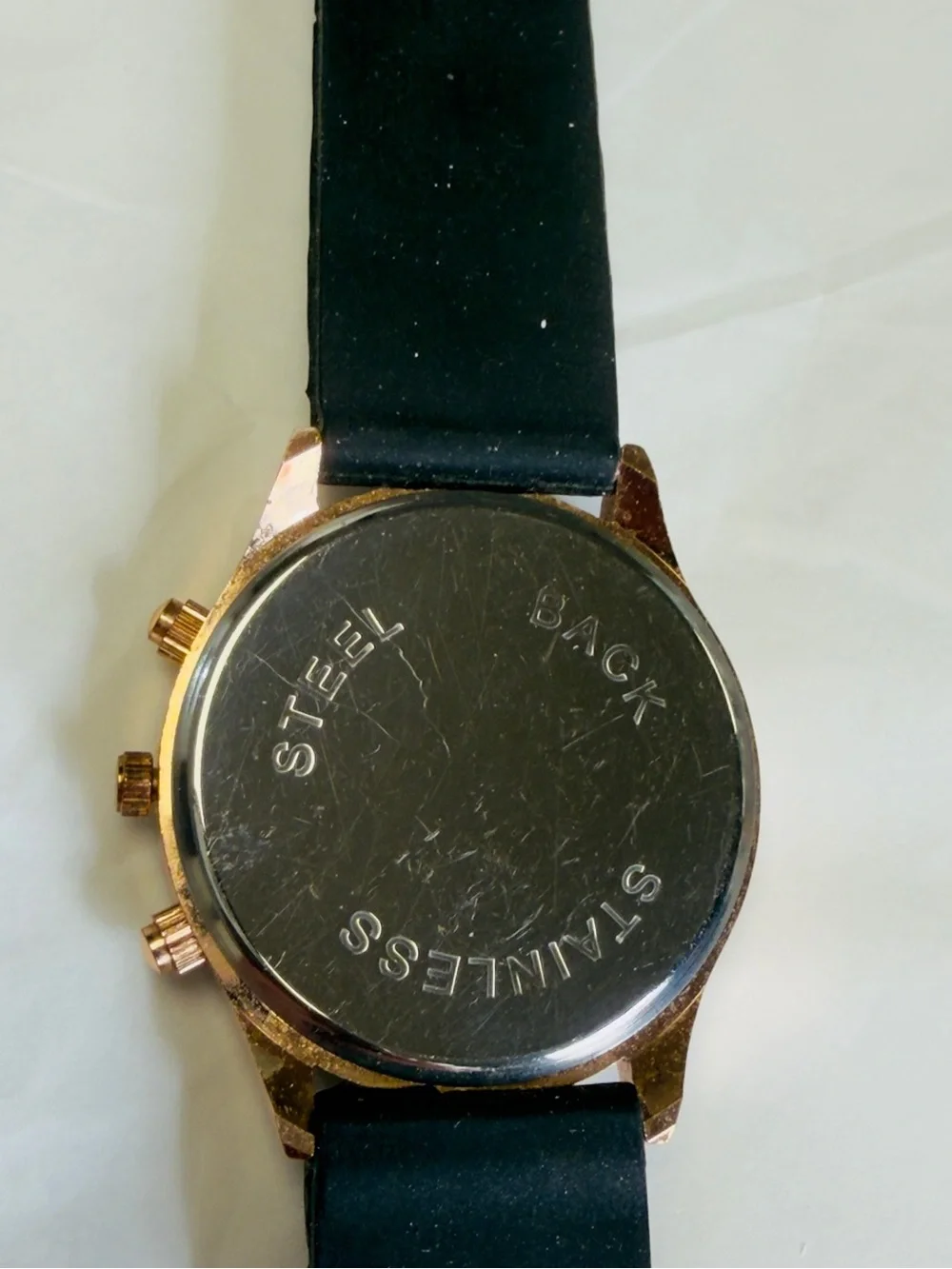 New Geneva Watch Black Silicone Band Rose Gold Tone Hardware New Battery!
